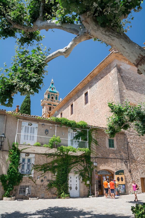 Dragonera Island Hike